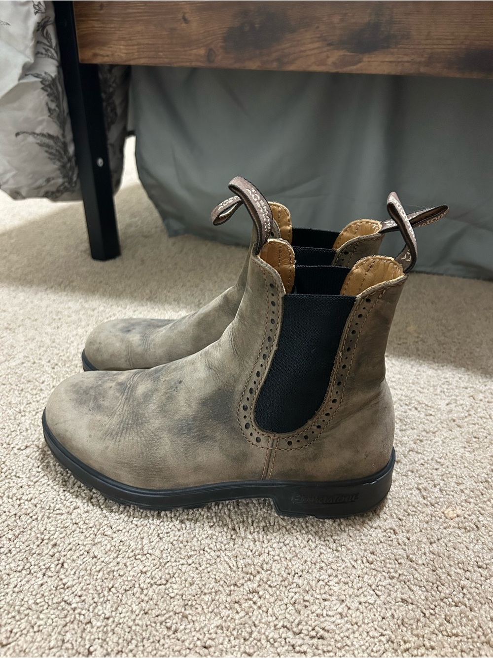 Blundstone Boots Women’s 7.5/Mens 5.5